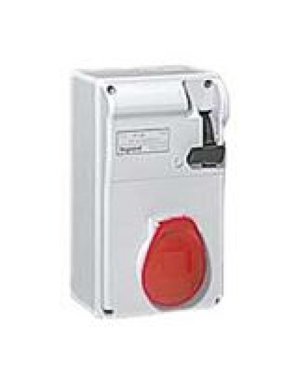 P17Щит.комб.IP44 16А3К+З+Н400В