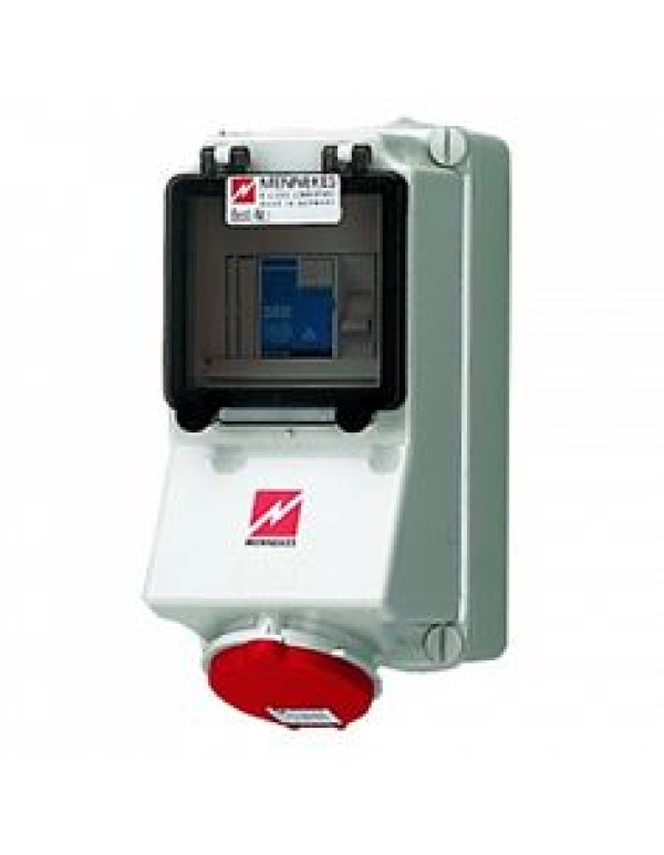 16A5п6ч400B Розетка IP44 Mennekes