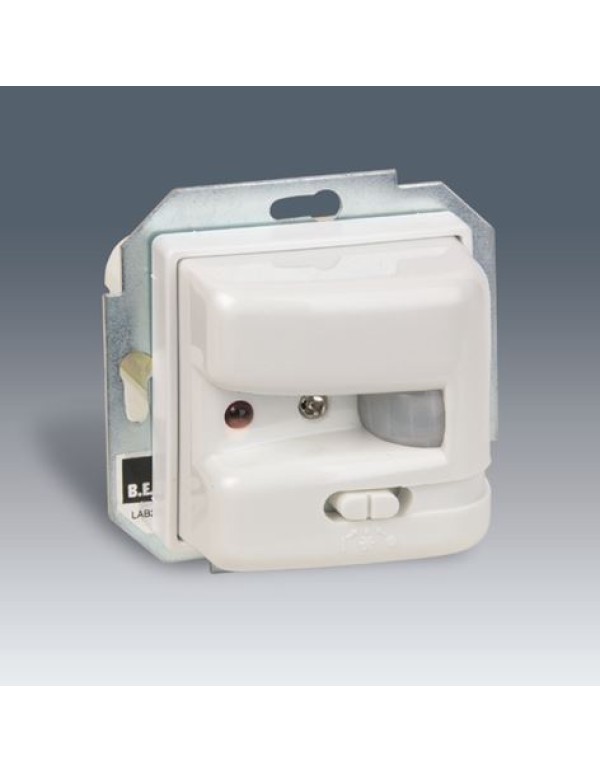 Выключатель-детектор движения до 1000Вт (лампы накал., галоген., флуоресцент.), таймер 4с-10мин, S82 | 82341-30 | Simon